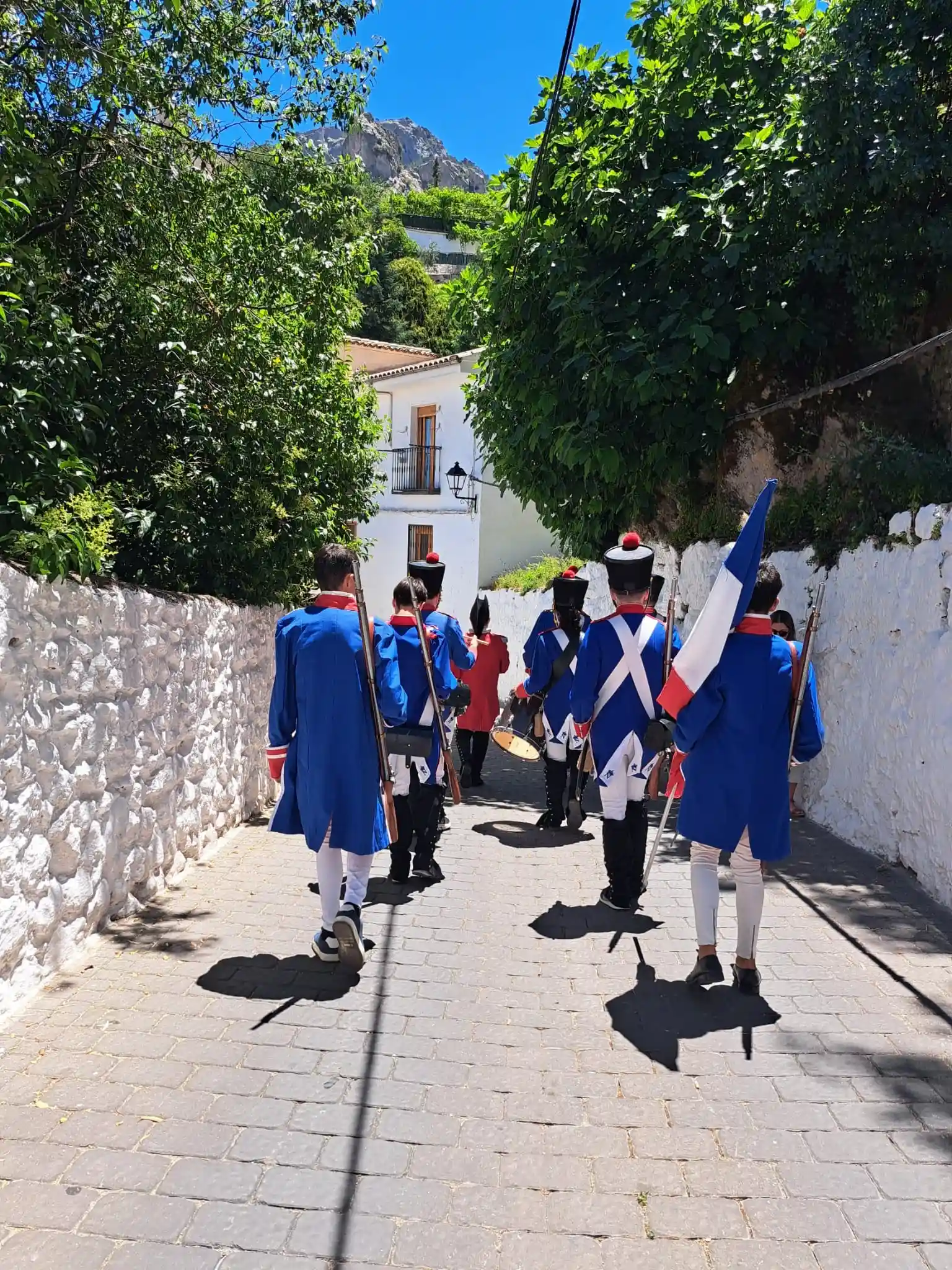 fiestas-resistencia-iruela_kljgkk_b59tha