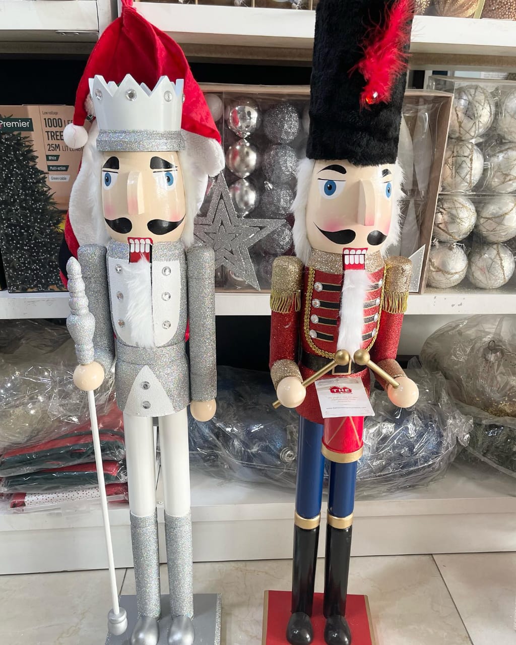 Extra large nutcracker soldier store