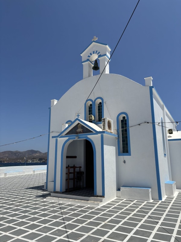 Rifaki had a fishing boat in the dining room. I respected that commitment to the theme.