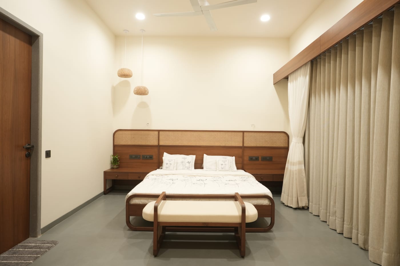 Mrs. Jaini Desai's Abode — 1