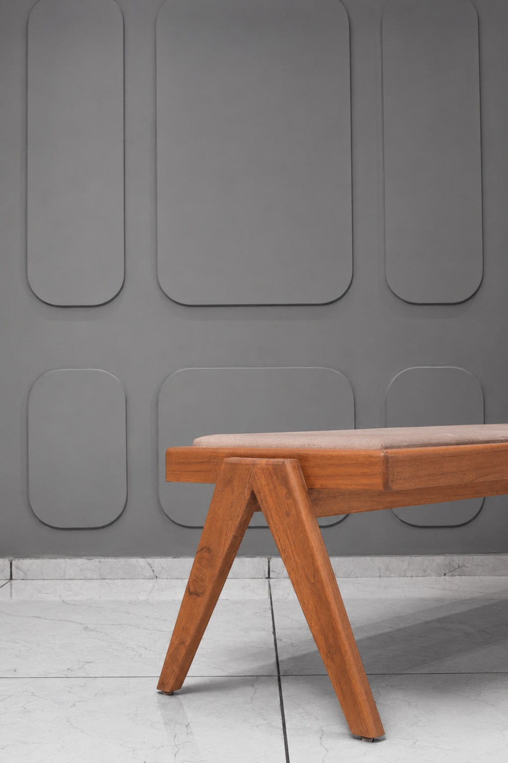 Modern Minimalist Upholstered Wooden Bench — 1