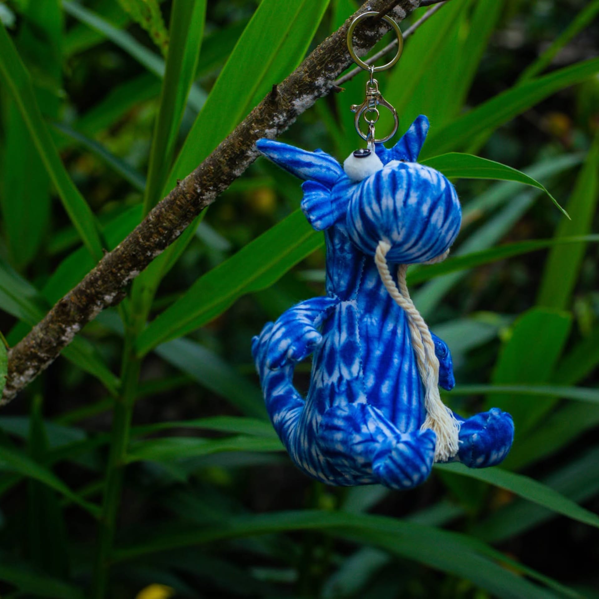 Rồng nhuộm chàm