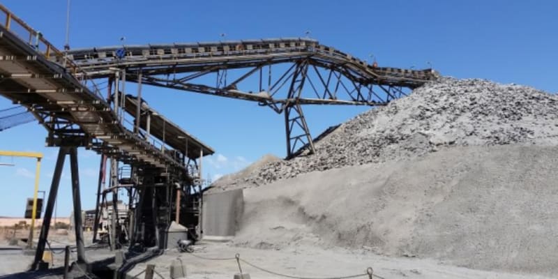 Structural Failure of Fixed Conveyor Stacker