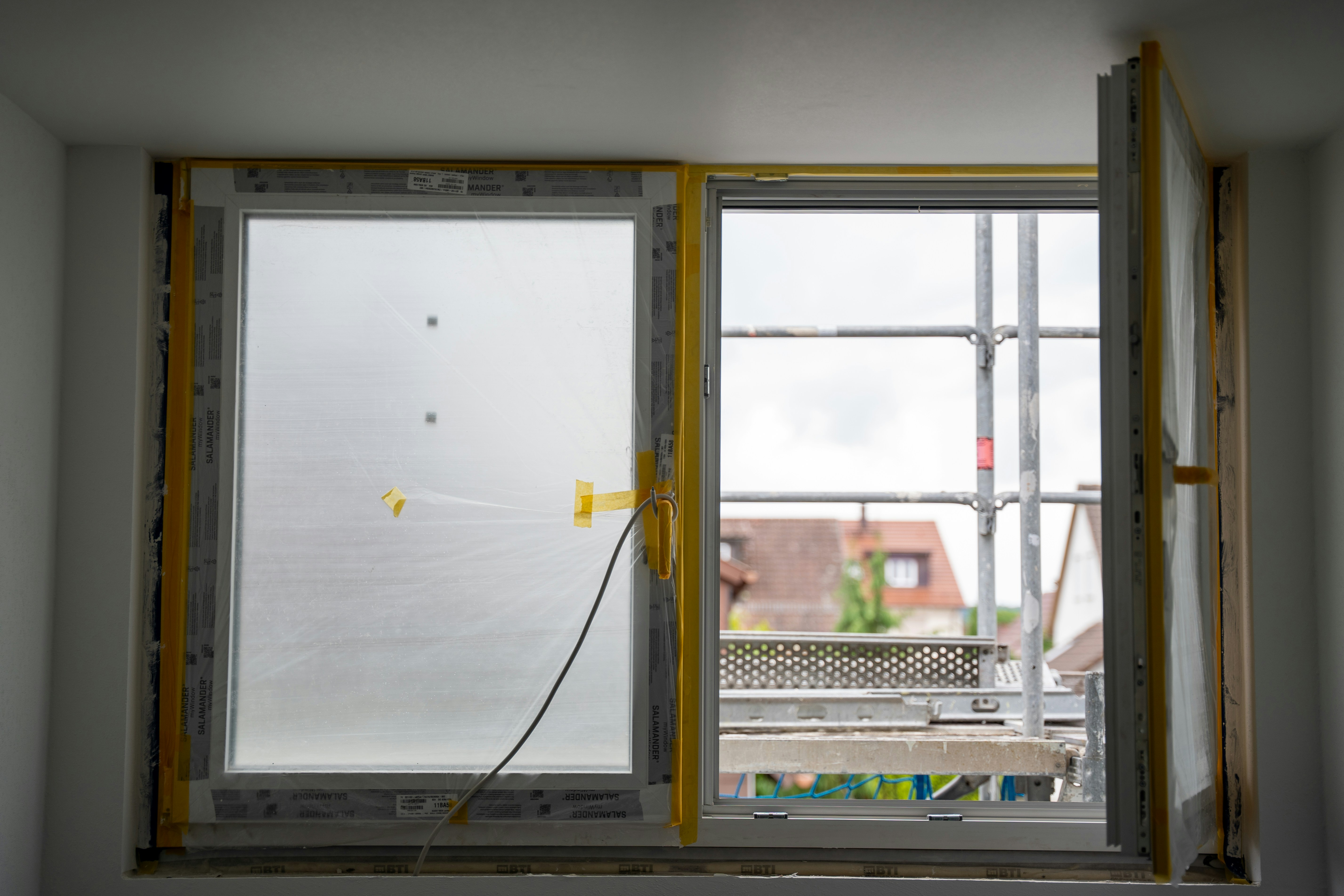 Installation menuiserie aluminium - Pose professionnelle par équipes spécialisées