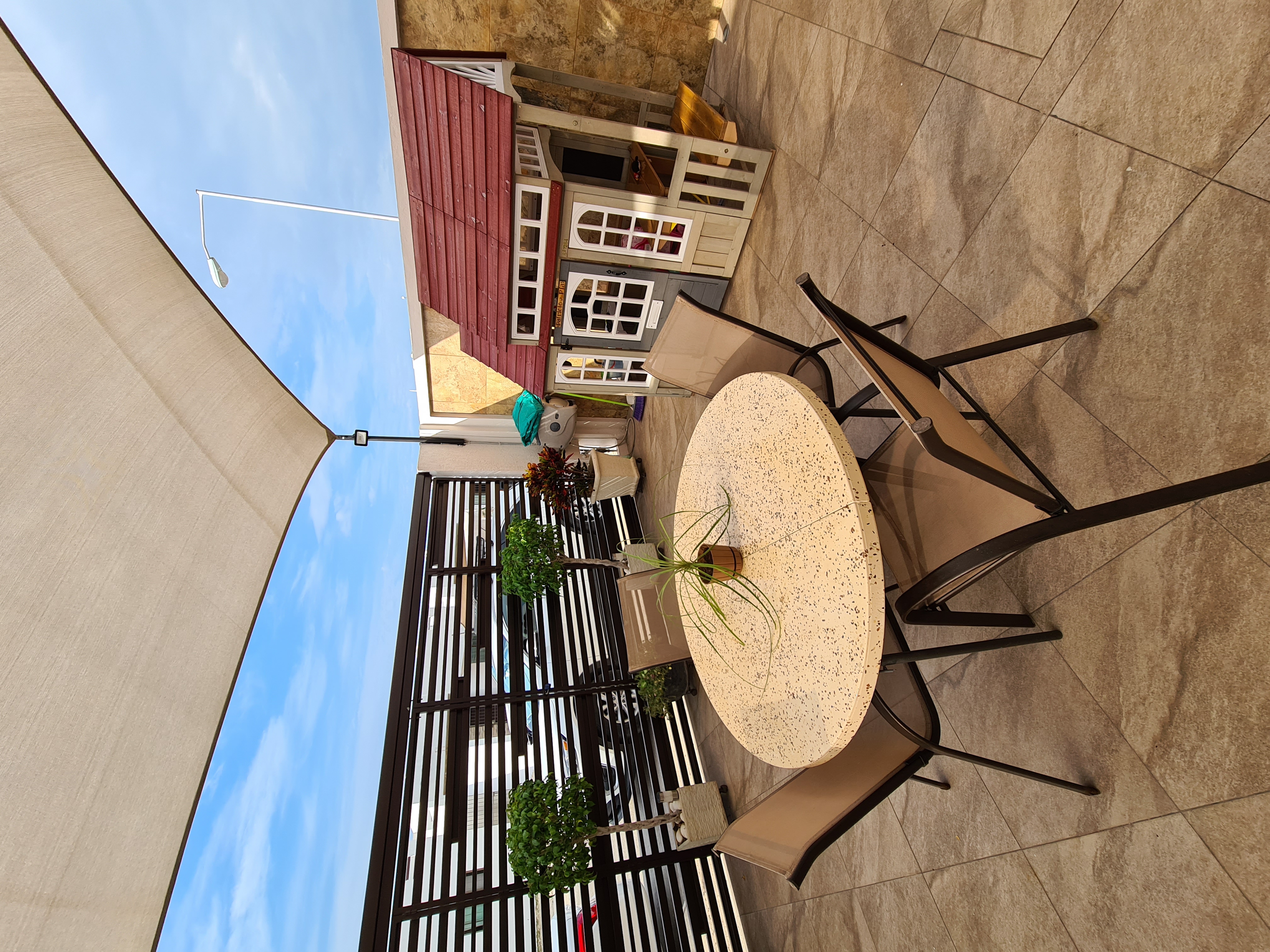 Epoxy Flakes Table 2