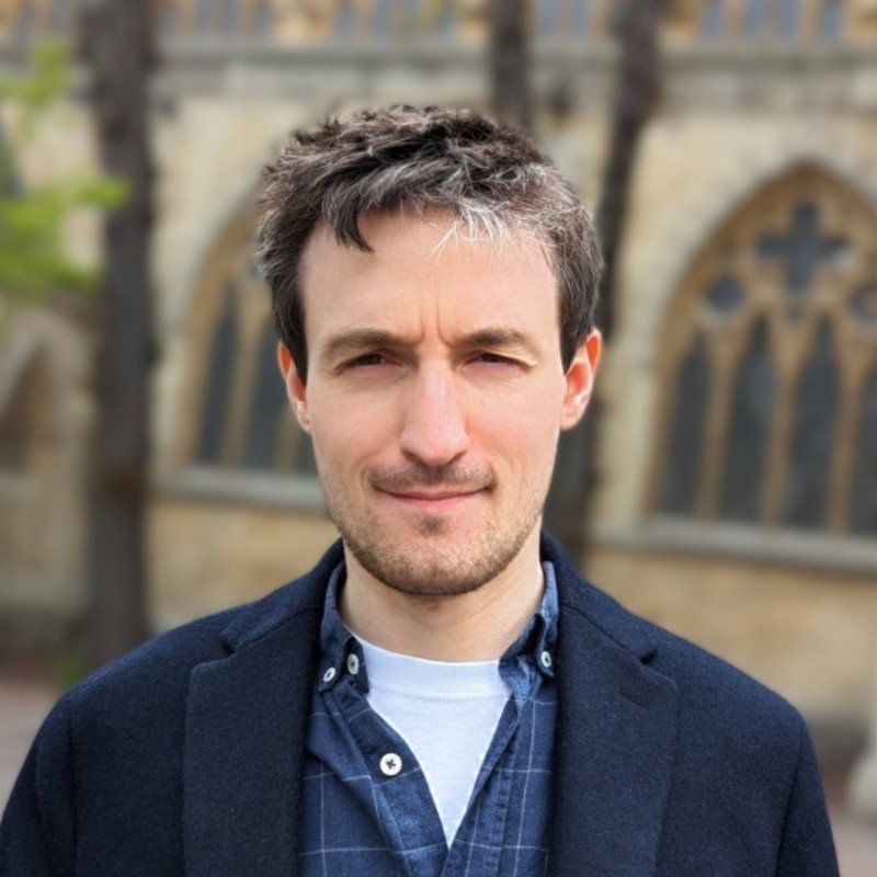Maxime Labonne Headshot