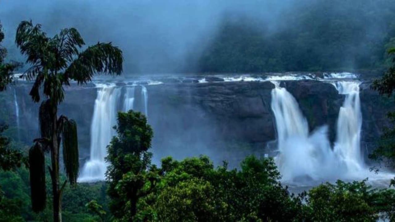 3 Days Kerala Cab Tour : Cochin Athirapilly & Guruvayur