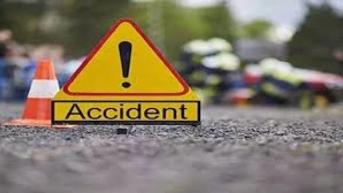 सागर-दमोह स्टेट हाईवे पर हादसा, ट्रक ने बाइक और बोलेरो को मारी टक्कर, चार की मौत