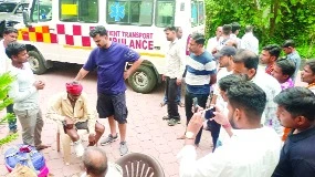 विधायक भार्गव ने 28 मरीजों को उपचार के लिए एंबुलेंस एवं बस के माध्यम से भोपाल भेजा