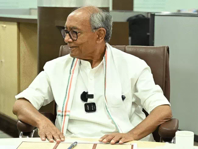 मध्यप्रदेश: सिंधिया और कमलनाथ के 'ईगो' ने गिराई थी 2020 में कांग्रेस सरकार, दिग्विजय सिंह का बड़ा खुलासा