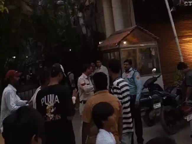 कन्या भोज में बुलाई बच्चियों से मारपीट का आरोप: इंदौर में रिटायर्ड शिक्षिका के खिलाफ केस दर्ज, फ्लैट में बंधक बनाने और चोरी के शक में प्रताड़ित करने का गंभीर मामला