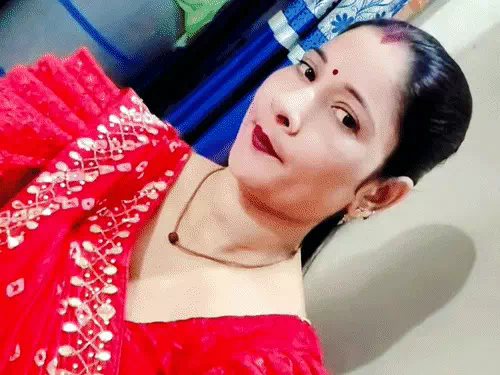 मुरैना में महिला की गोली मारकर हत्या:मासूम बेटी बोली- आंखों के सामने मारी दो गोलियां, इंस्टाग्राम रील्स से जुड़ा एंगल आया सामने; पुलिस जांच में जुटी