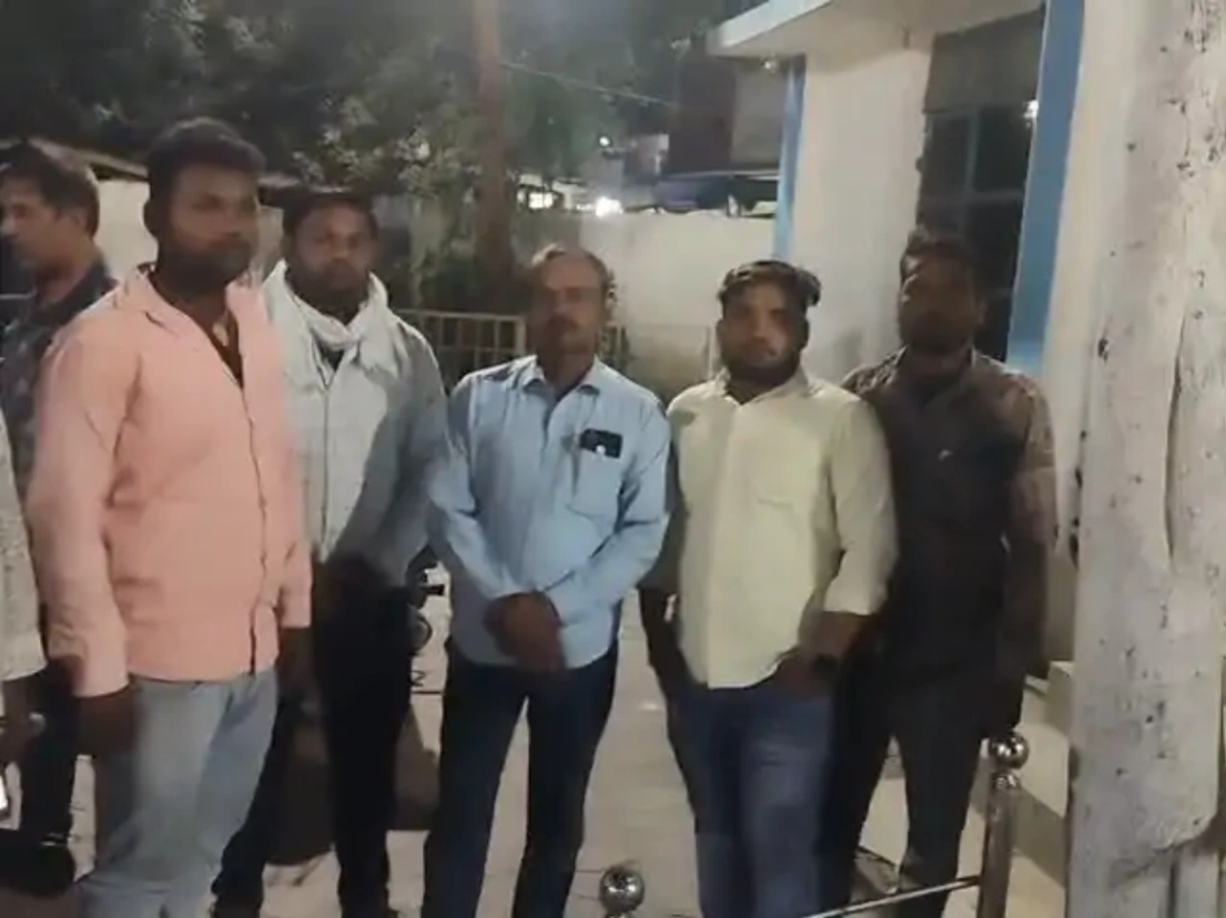 इंजेक्शन लगने के बाद महिला की संदिग्ध हालत में मौत: सर्दी-जुकाम के इलाज के लिए गई थीं फूल रानी, परिजनों ने झोलाछाप डॉक्टर पर लगाया गंभीर आरोप