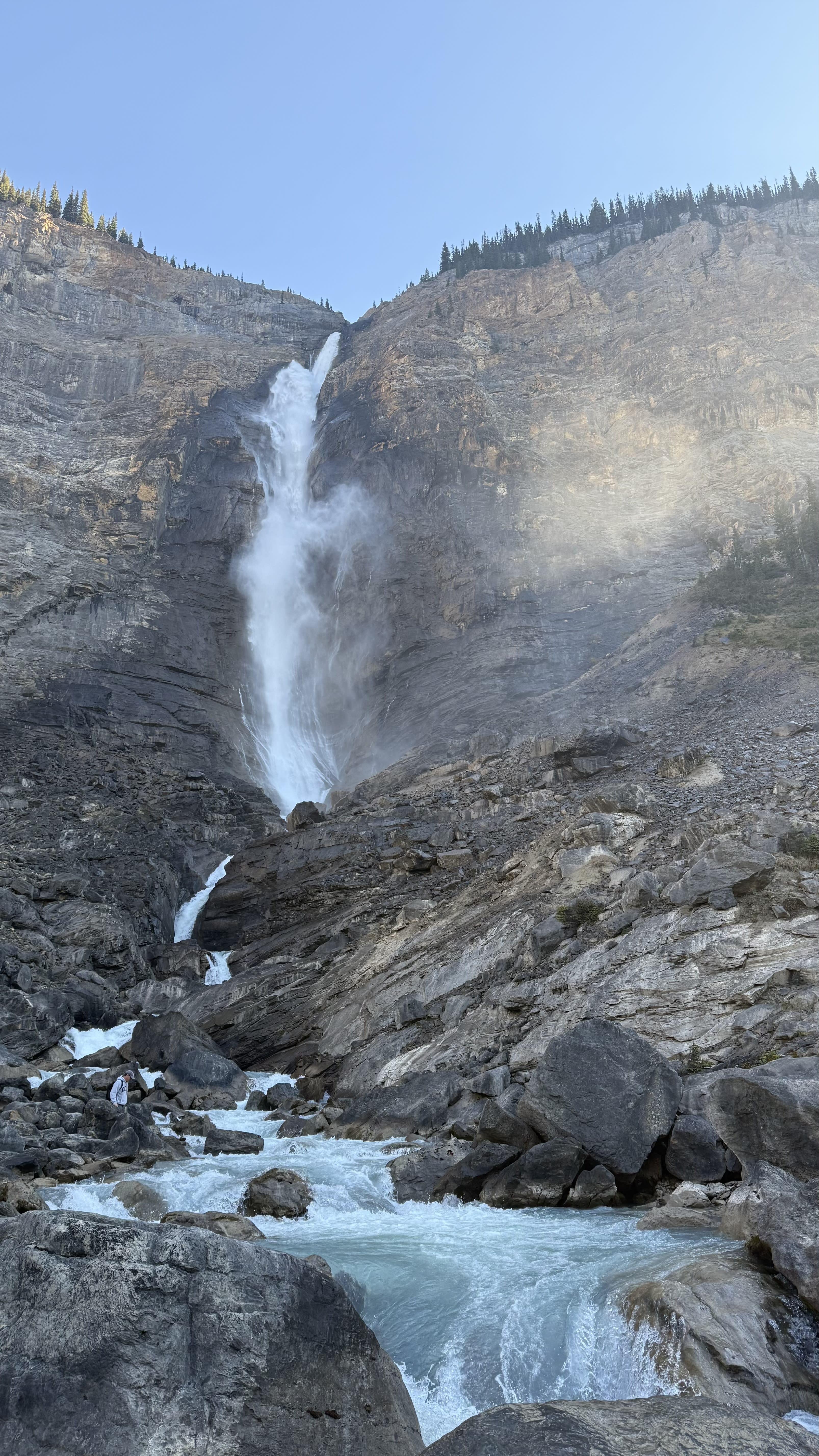 Takakkaw Falls