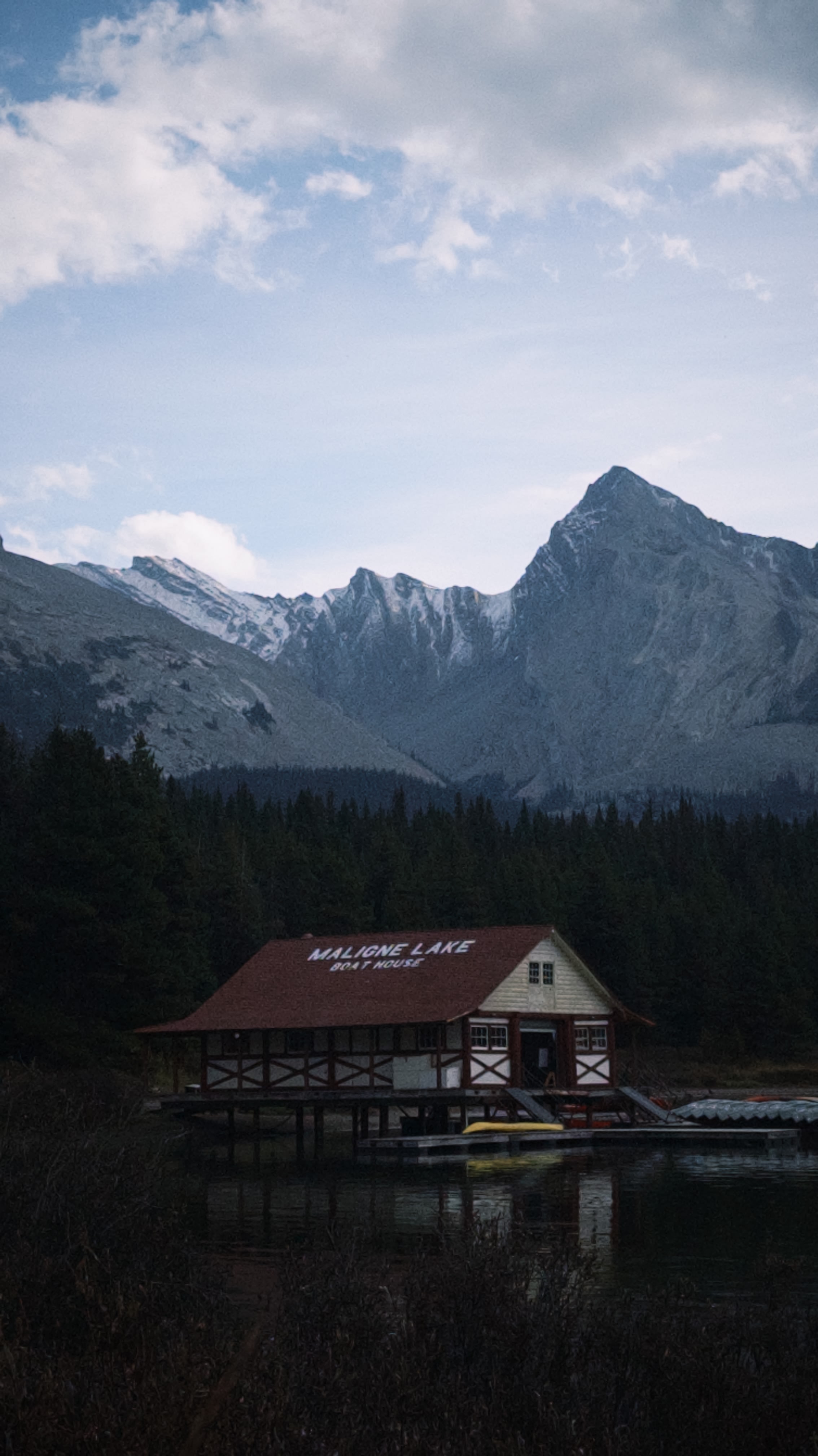 Maligne Lake