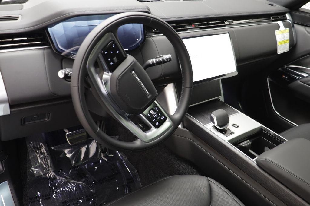 New 2026 Land Rover Range Rover SE