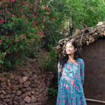Saloni Tiwari Live Performer / Playback Singer / Bhajan Singer / Devotional Singer / Classical Vocalist artist profile photo on Kalamanch.art