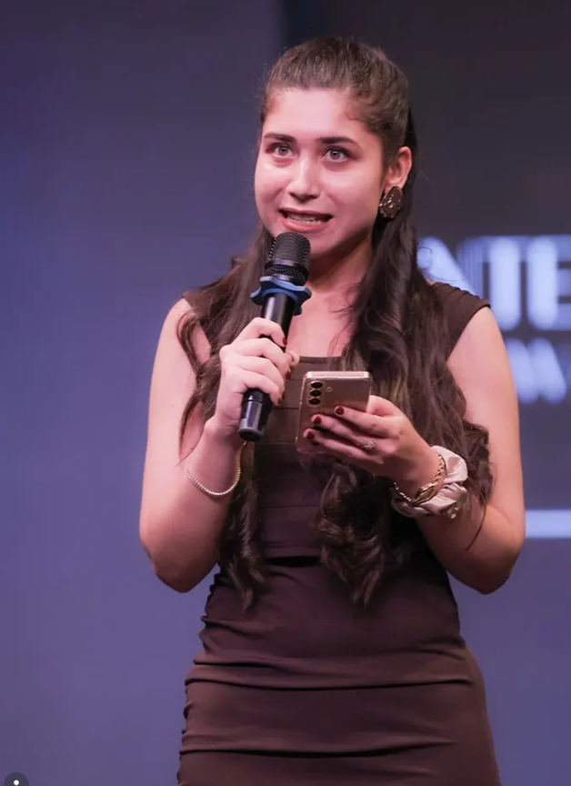Khushi Mudgal portfolio 2