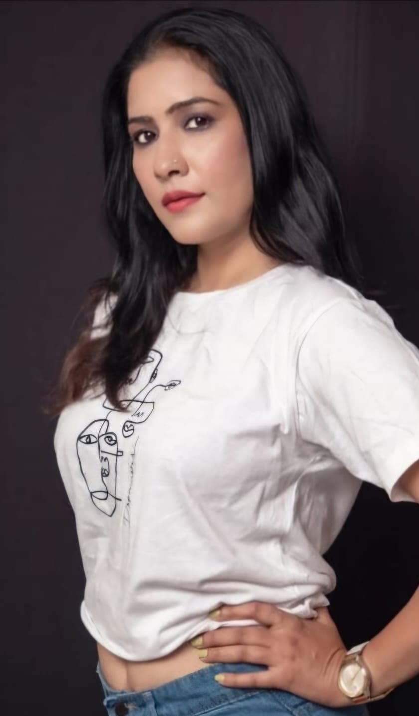 Poonam Kanwar Deora Character Actor / Film Actor / Model Actor / TV Actor / Theatre Actor / Web Series Actor artist profile photo on Kalamanch.art