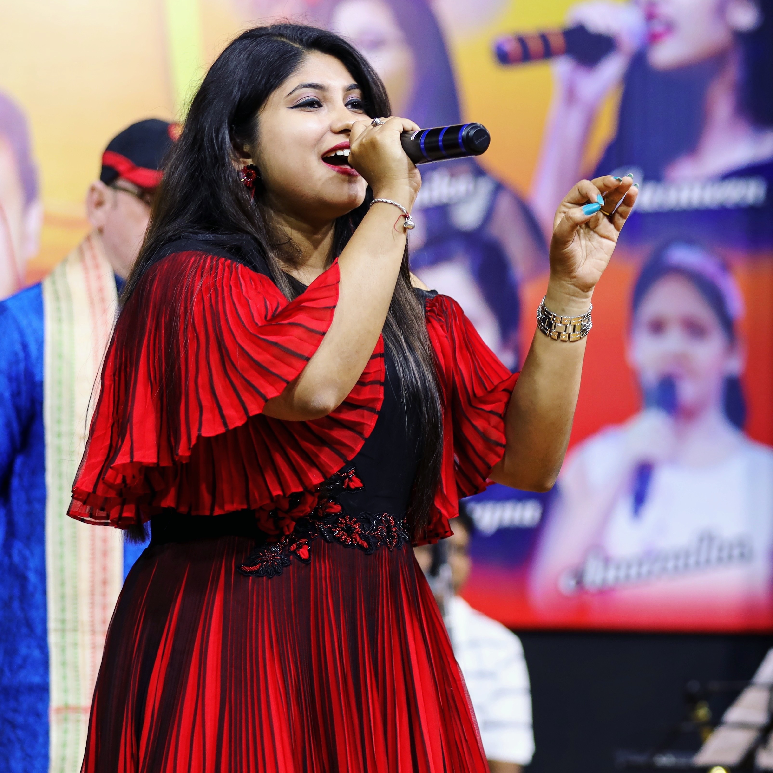 Jagruti Mishra Bhajan Singer / Beauty Influencer / Brand Collaborator / Classical Vocalist / College Festival / Corporate Event / Cultural Event / Devotional Singer / Fashion Influencer / Ghazal Singer / Indie Singer / Instagram Influencer / Live Band / Live Performer / Playback Singer / Semi-Classical Singer / Short Video Creator / Regional Singer / Sufi Singer / YouTube Creator / Wedding Singer / Video Editor Creator / Food Influencer artist profile photo on Kalamanch.art
