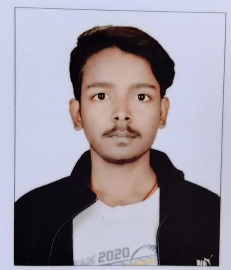 Vivek Kumar Singh Poet profile photo on Kalamanch.art