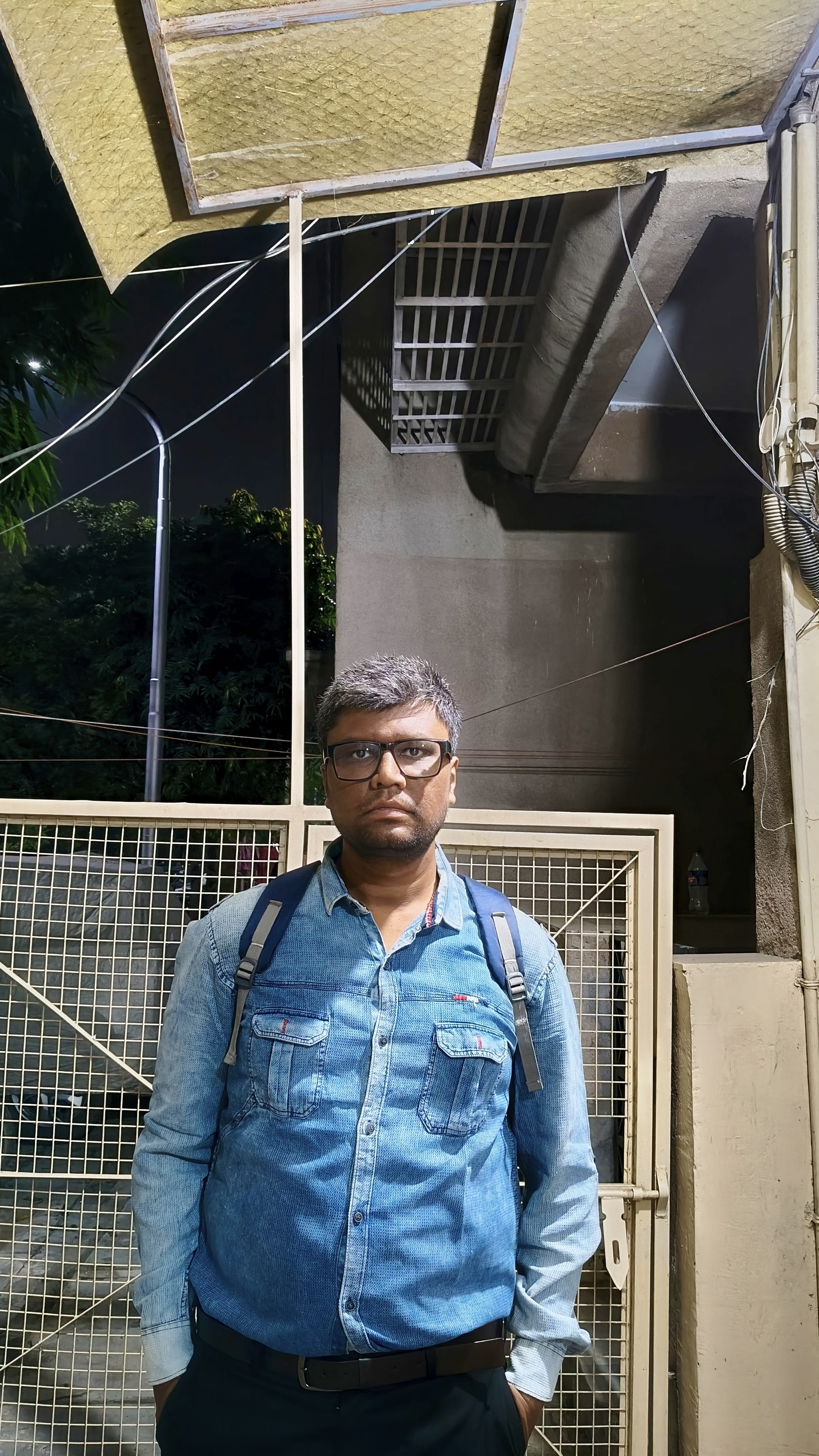 Kunal Khubalkar Travel Vlogger profile photo on Kalamanch.art