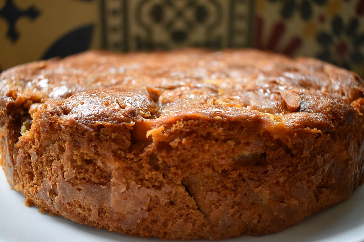 Cider and Apple Cake