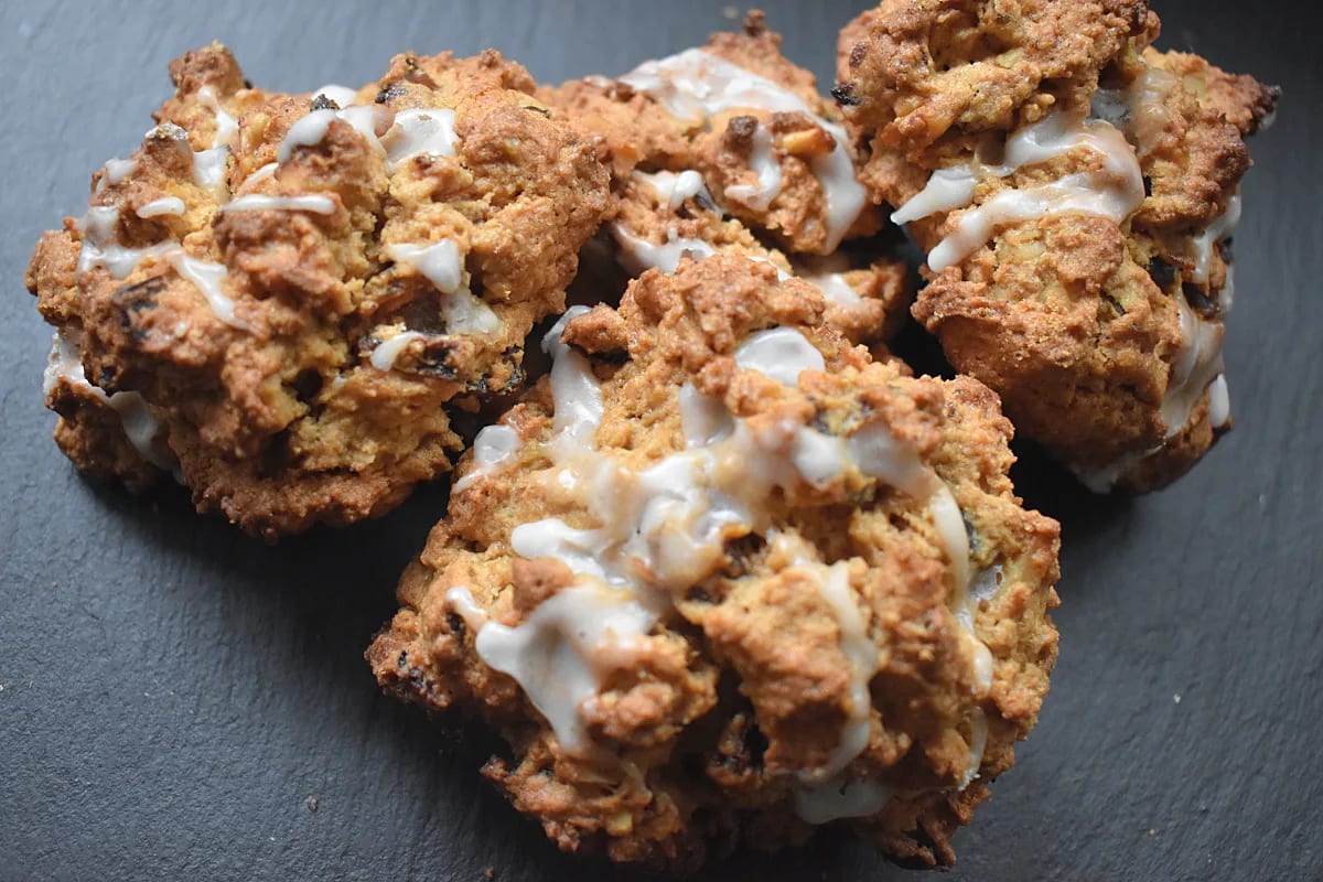 Date and Walnut Rock Buns