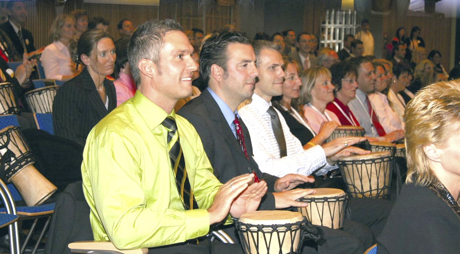 Corporate Seminar Ideas for Group Bonding in UK Team Bonding Ideas for Symposiums in UK