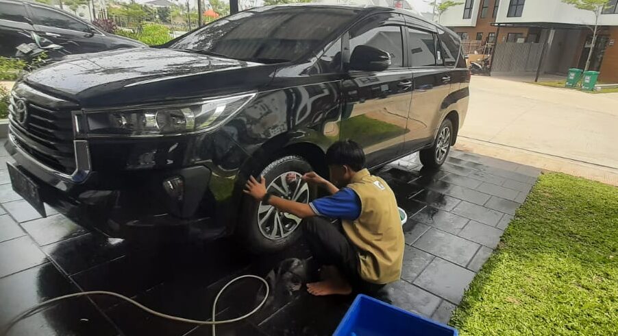 Cuci Mobil Rumahan