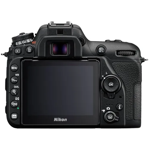 Nikon D7500 - Мощ и прецизност в света на DSLR фотографията