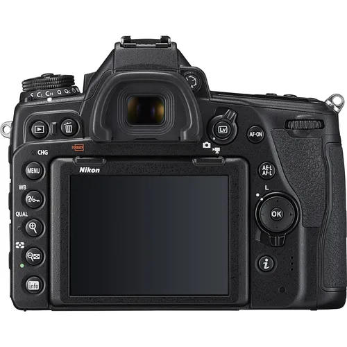 Nikon D780 заден панел
