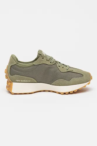 Детайл на New Balance 327