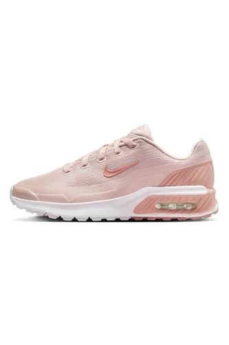 Ревю на Nike Air Max Bia - Стил и удобство за всеки ден