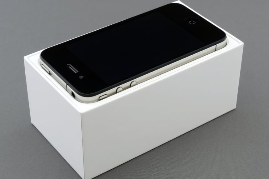 apple phone kept on box /technology/punjabmode