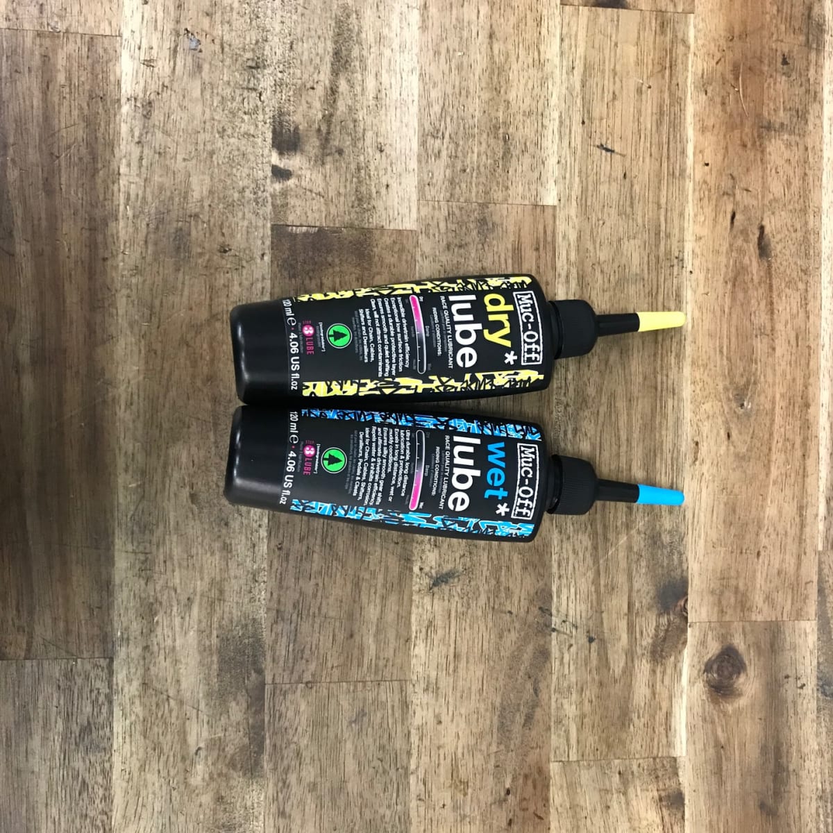 Muc-Off Bio Dry Chain Lube 120ml and Muc-Off Bio Wet Chain Lube 120ml