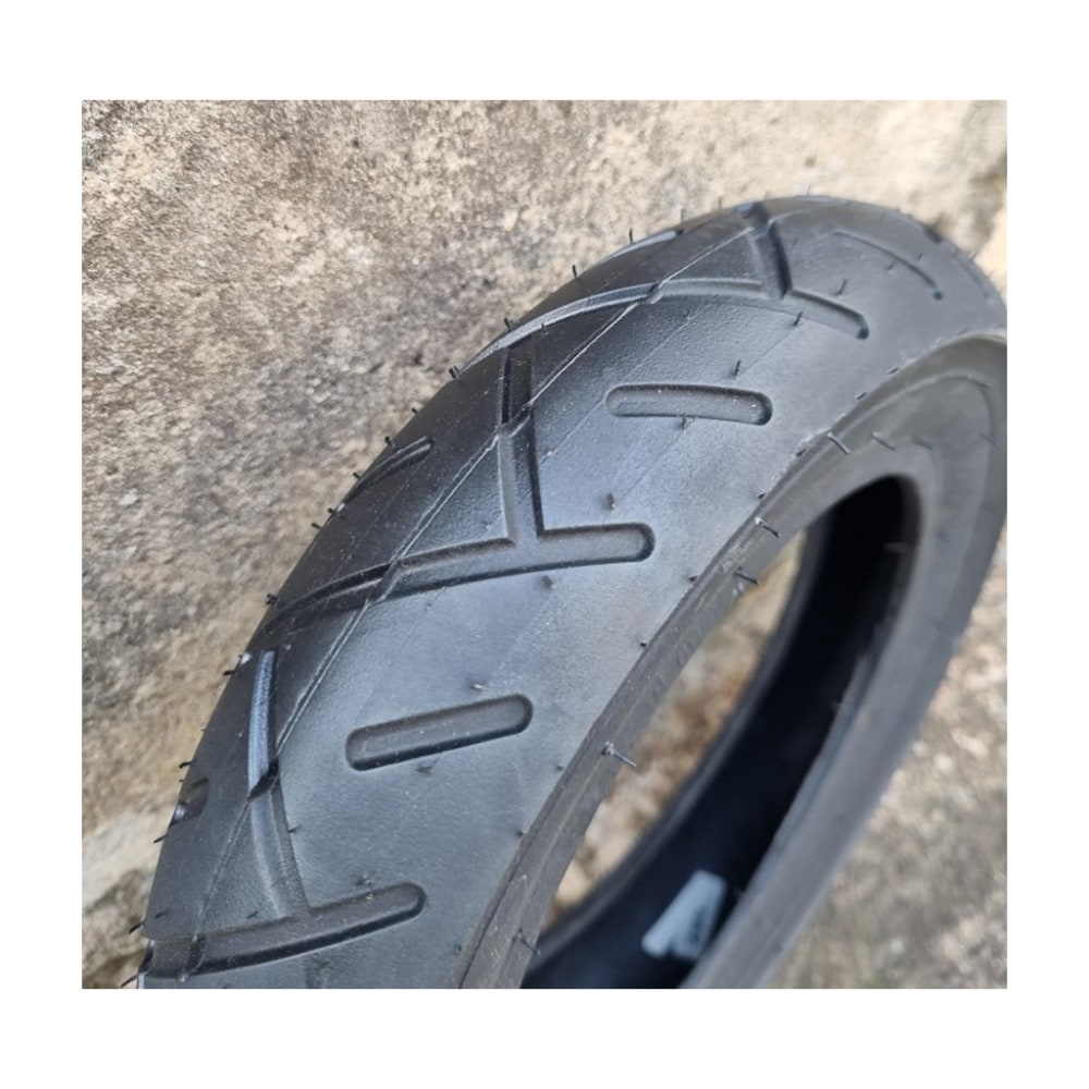 Innova Scooter Tyre 10 x 2.125, 36 psi, Black