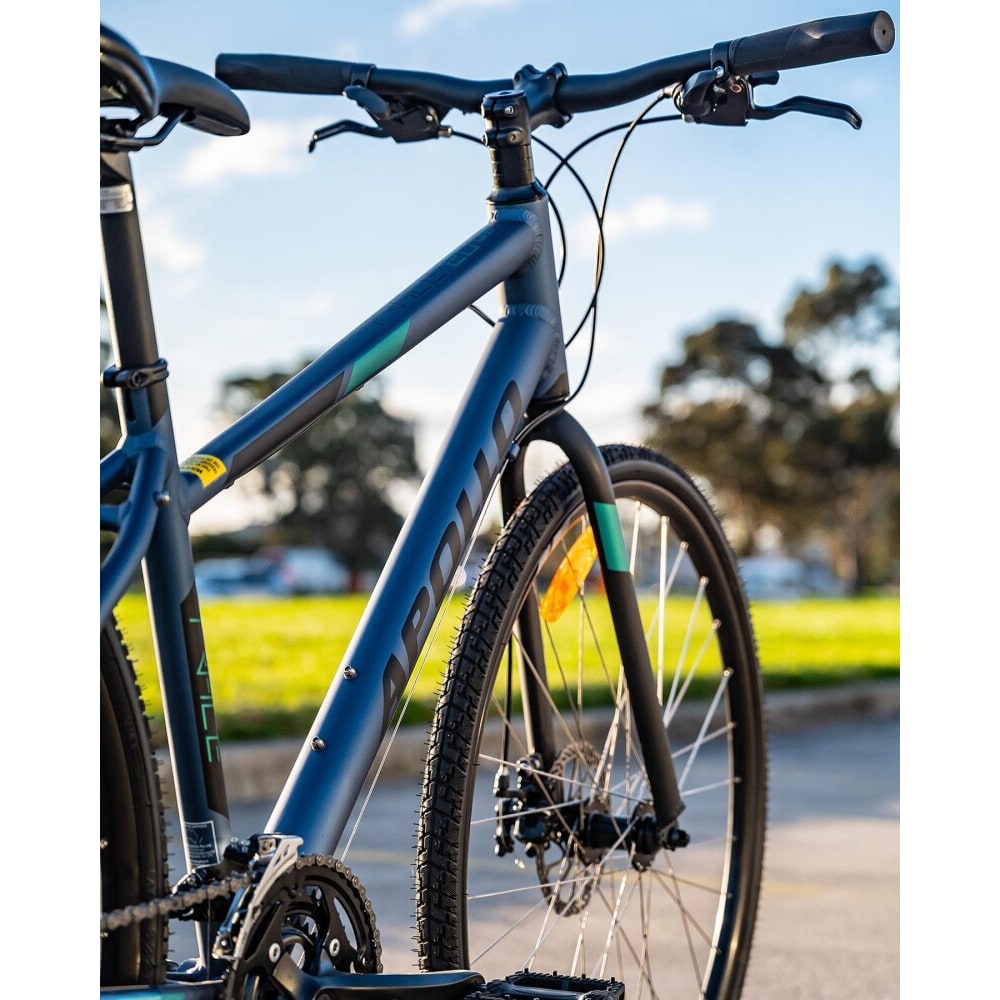 Apollo Trace 20 WS Hybrid Bike, Matte Slate/Black/Turquoise, Small