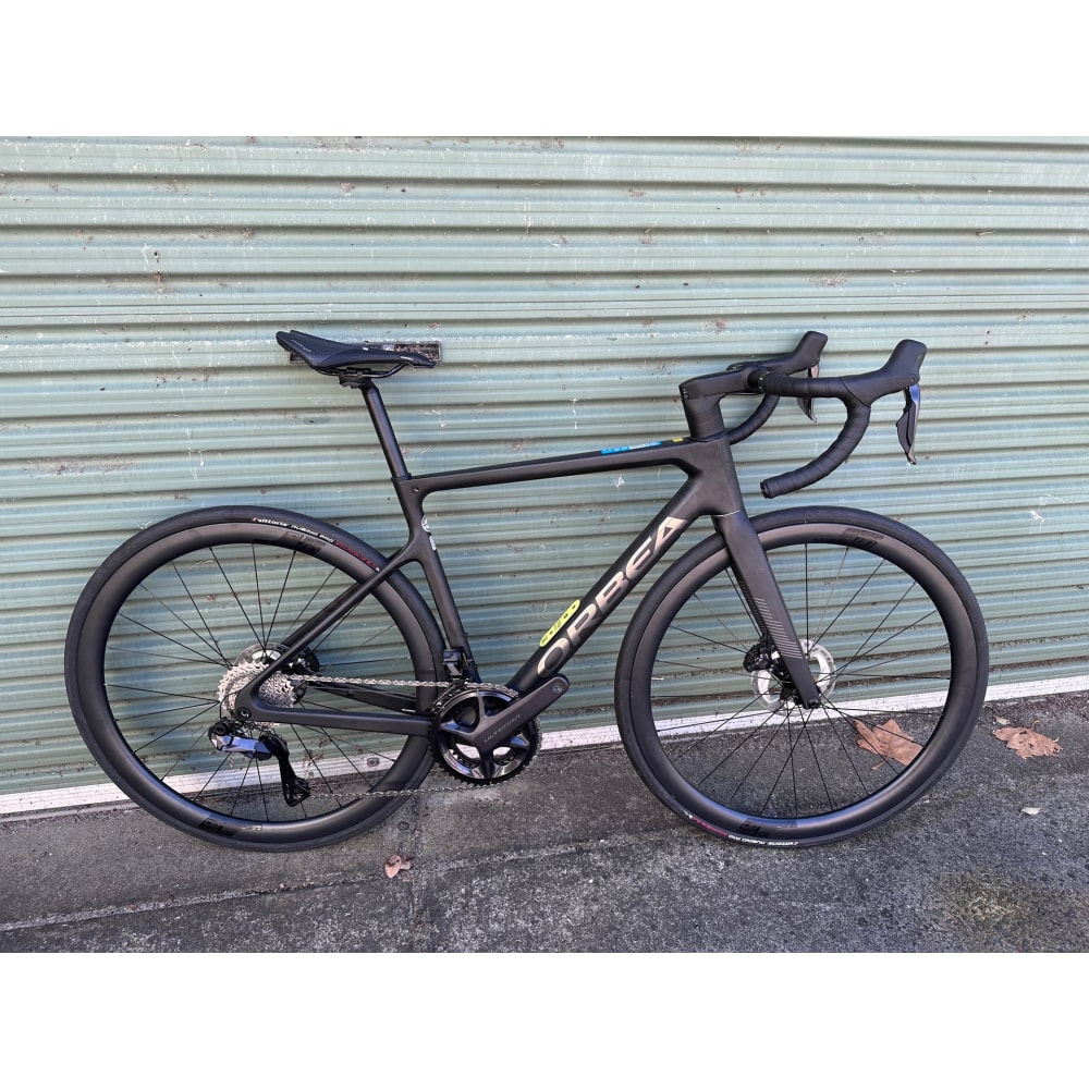 Orbea Orca Ultegra Di2 Carbon Disc Road Bike