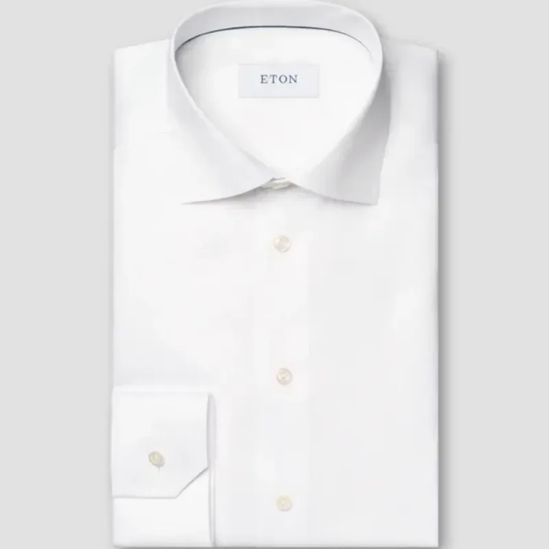 White shirt signature twill