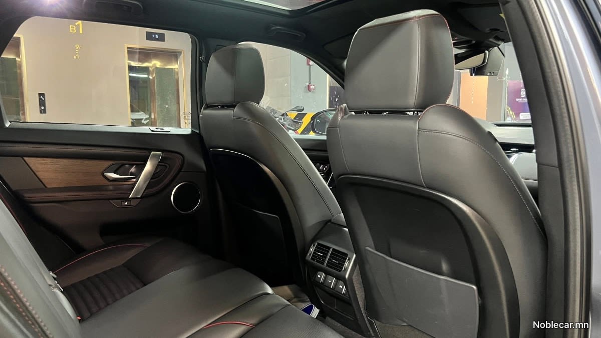 2021 Land Rover Discovery Sport 7