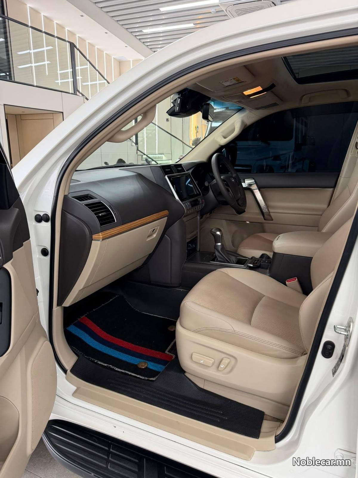 2023 Toyota Land Cruiser Prado 150 6