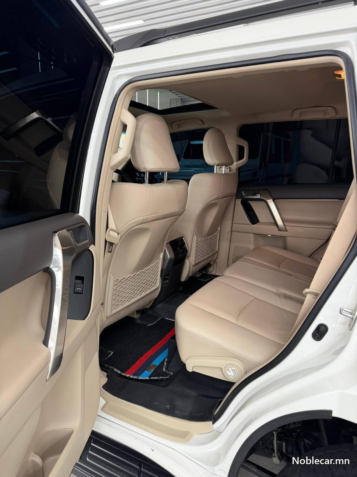 2023 Toyota Land Cruiser Prado 150 7