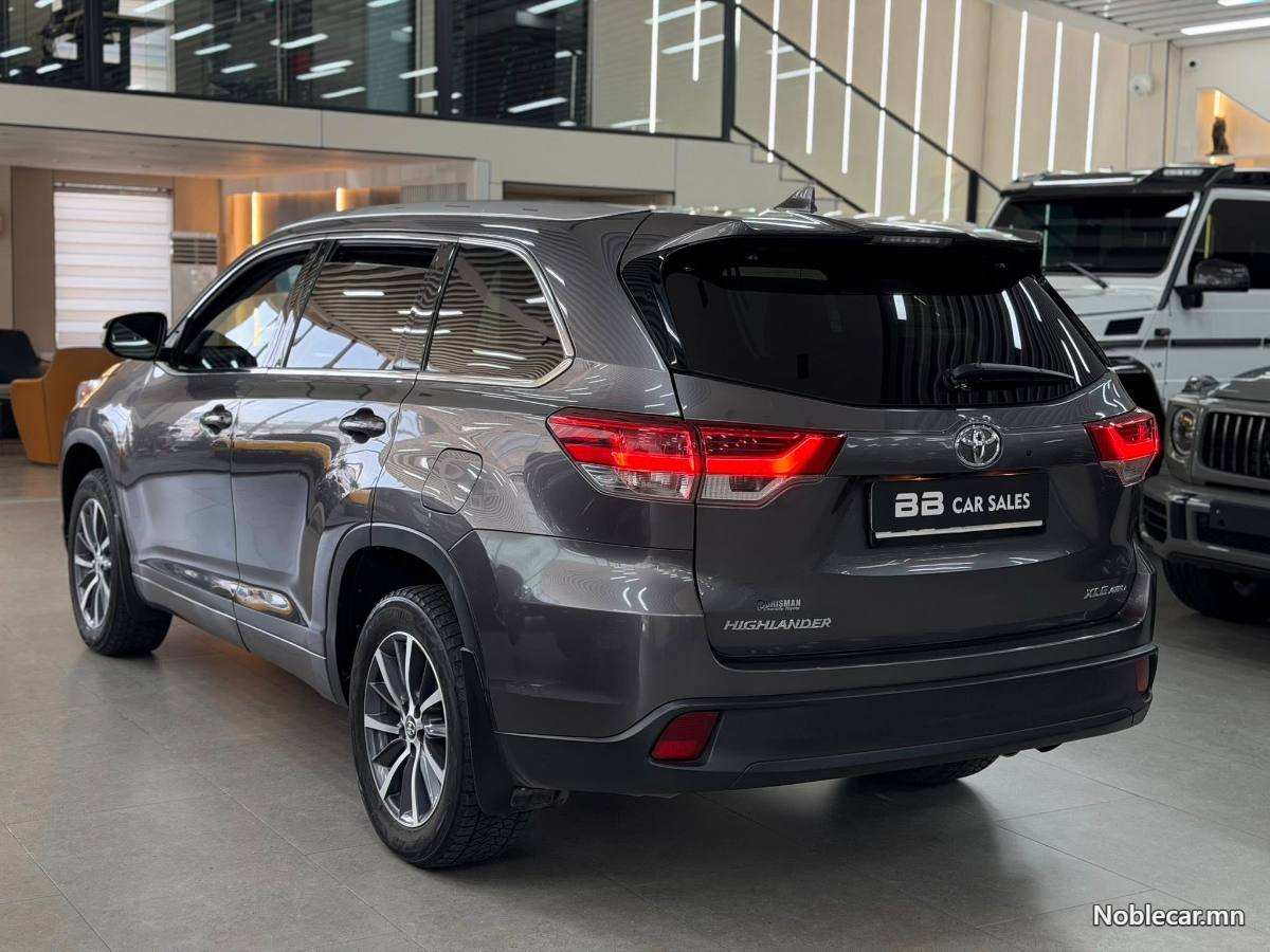 2017 Toyota Highlander 5
