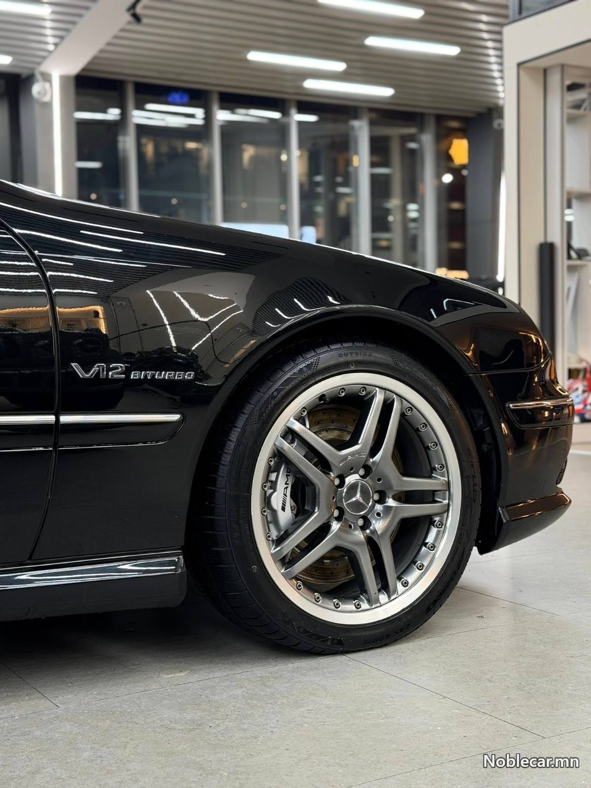 2005 Mercedes-Benz CL65 4