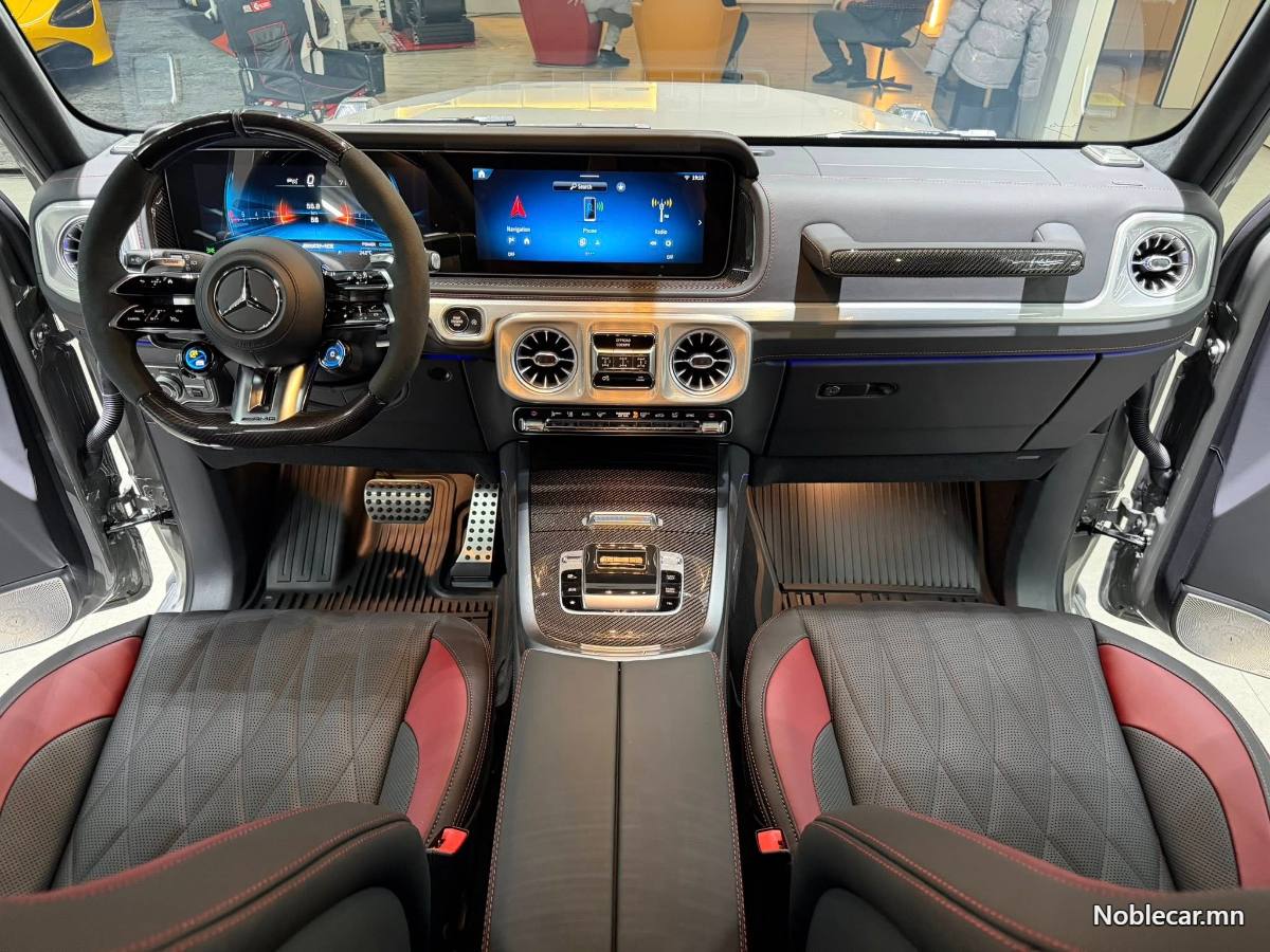 2025 Mercedes-Benz G-Class 8