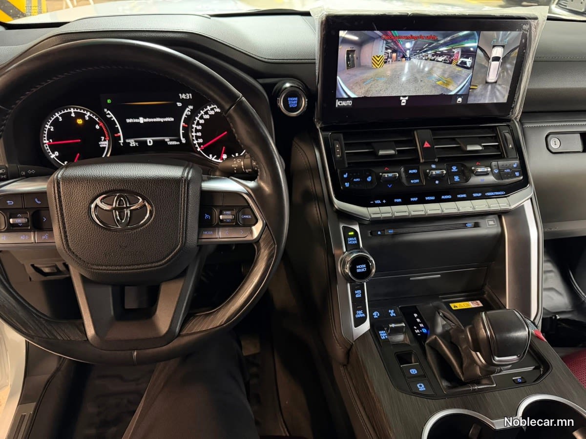2024 Toyota Land Cruiser 300 5