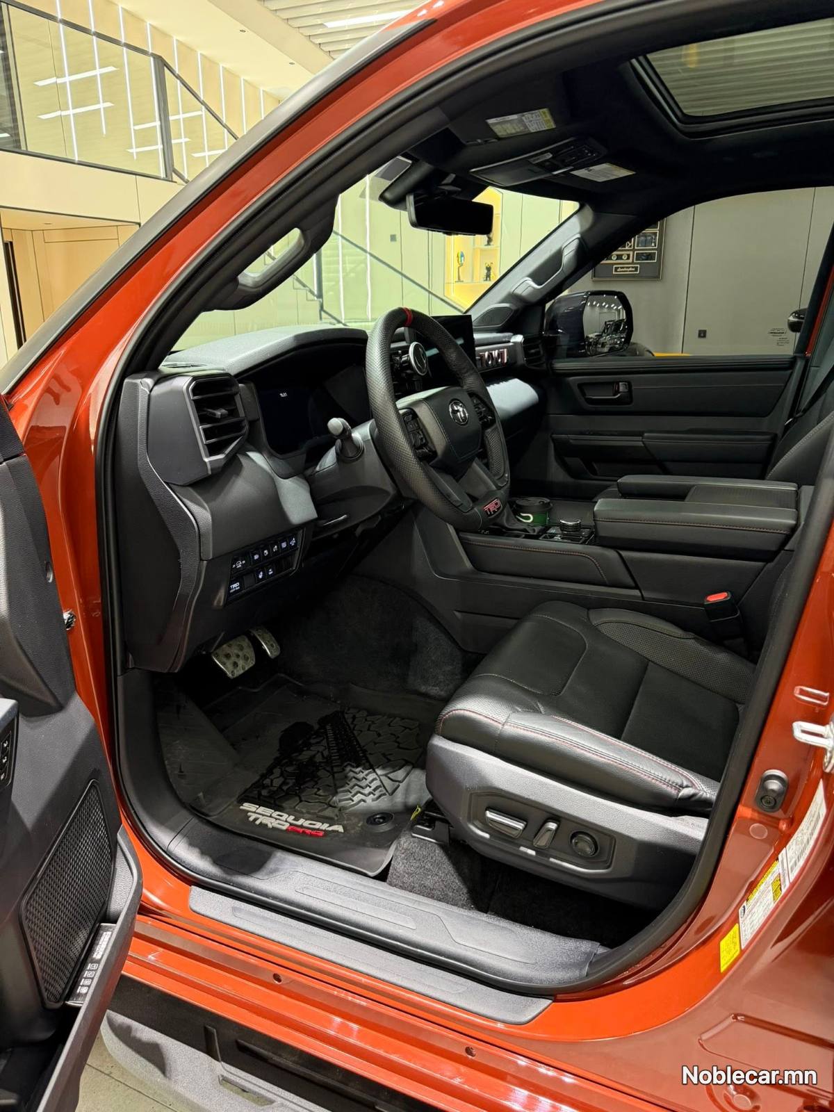 2024 Toyota Sequoia 6