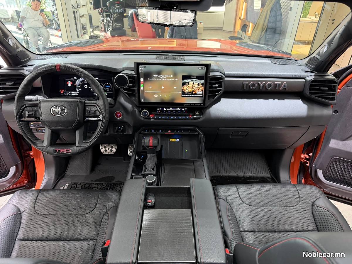 2024 Toyota Sequoia 5