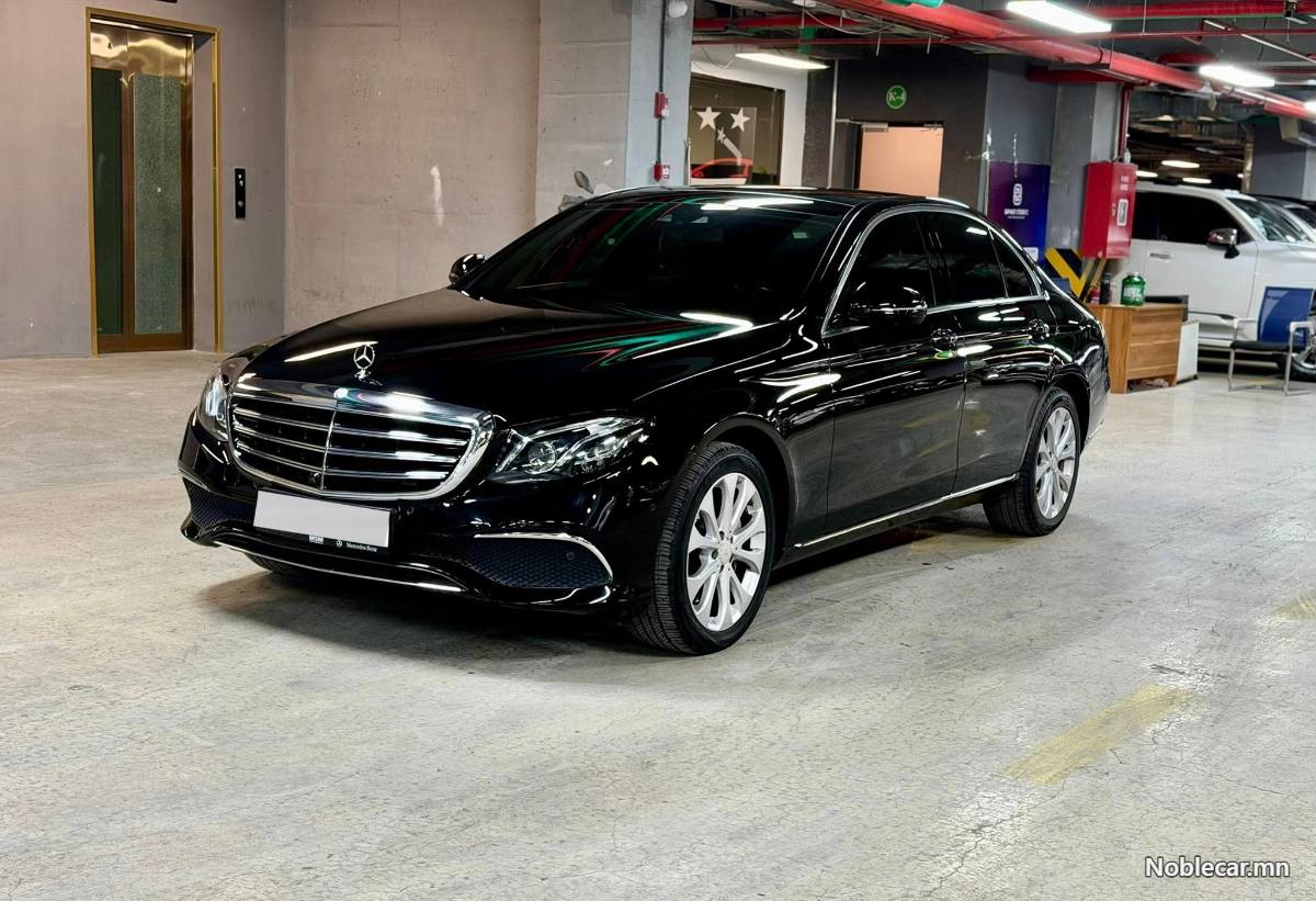 2017 Mercedes-Benz E-Class 3